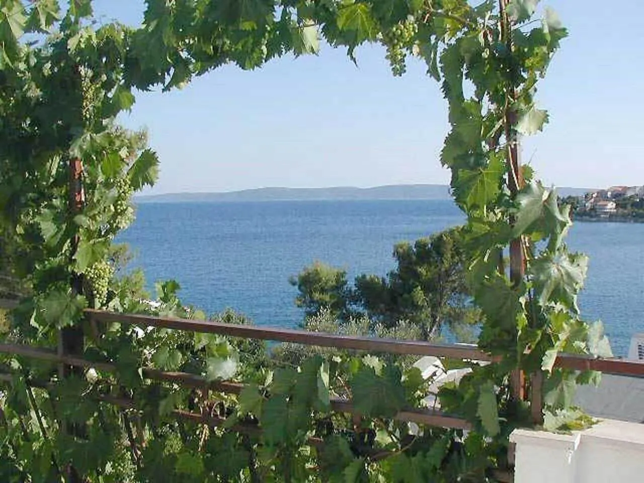 Apartments Dane-30M From Sea Trogir