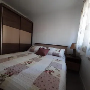 Lucky With Jacuzzi Apartament